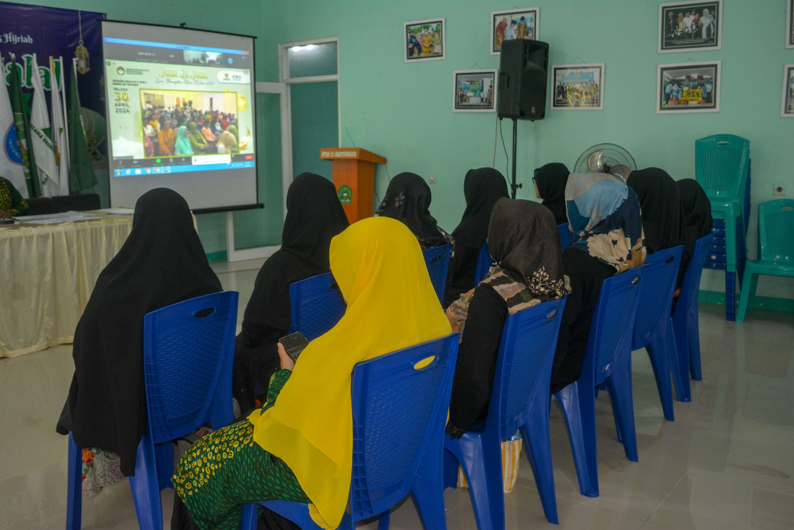 Halal Bihalal Bersama DWP Kemenag RI Melalui Zoom Meeting